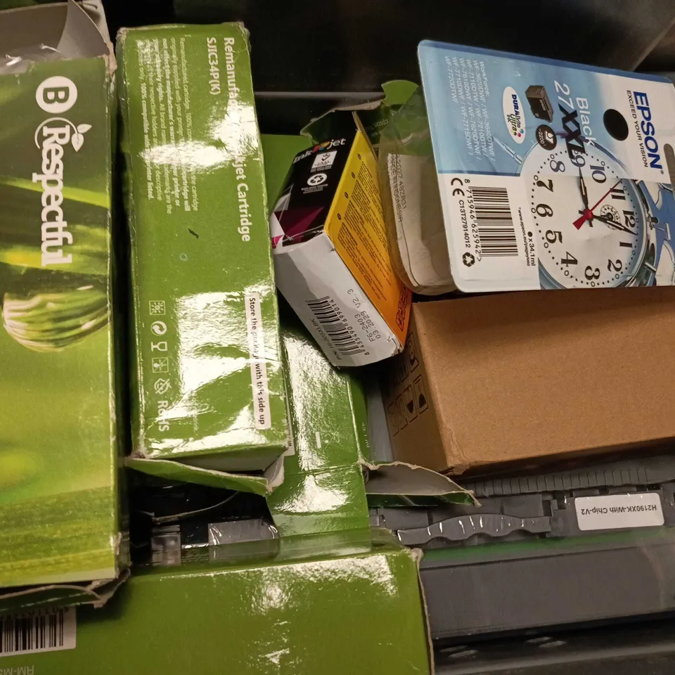 APPROXIMATELY 15 ASSORTED PRINTER INKS TO INCLUDE SJIC340(K) BLACK, EPSON 27XXL BLACK, HP INSTANT INK, ETC
