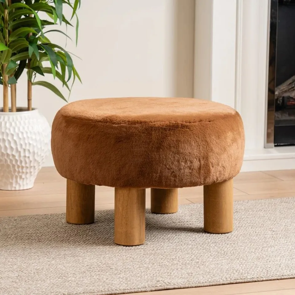 BOXED SOFT FAUX FUR ROUND CARAMEL FOOT STOOL