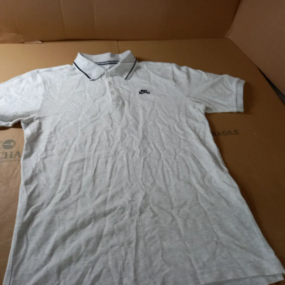 NIKE SB GREY POLO SHIRT - M