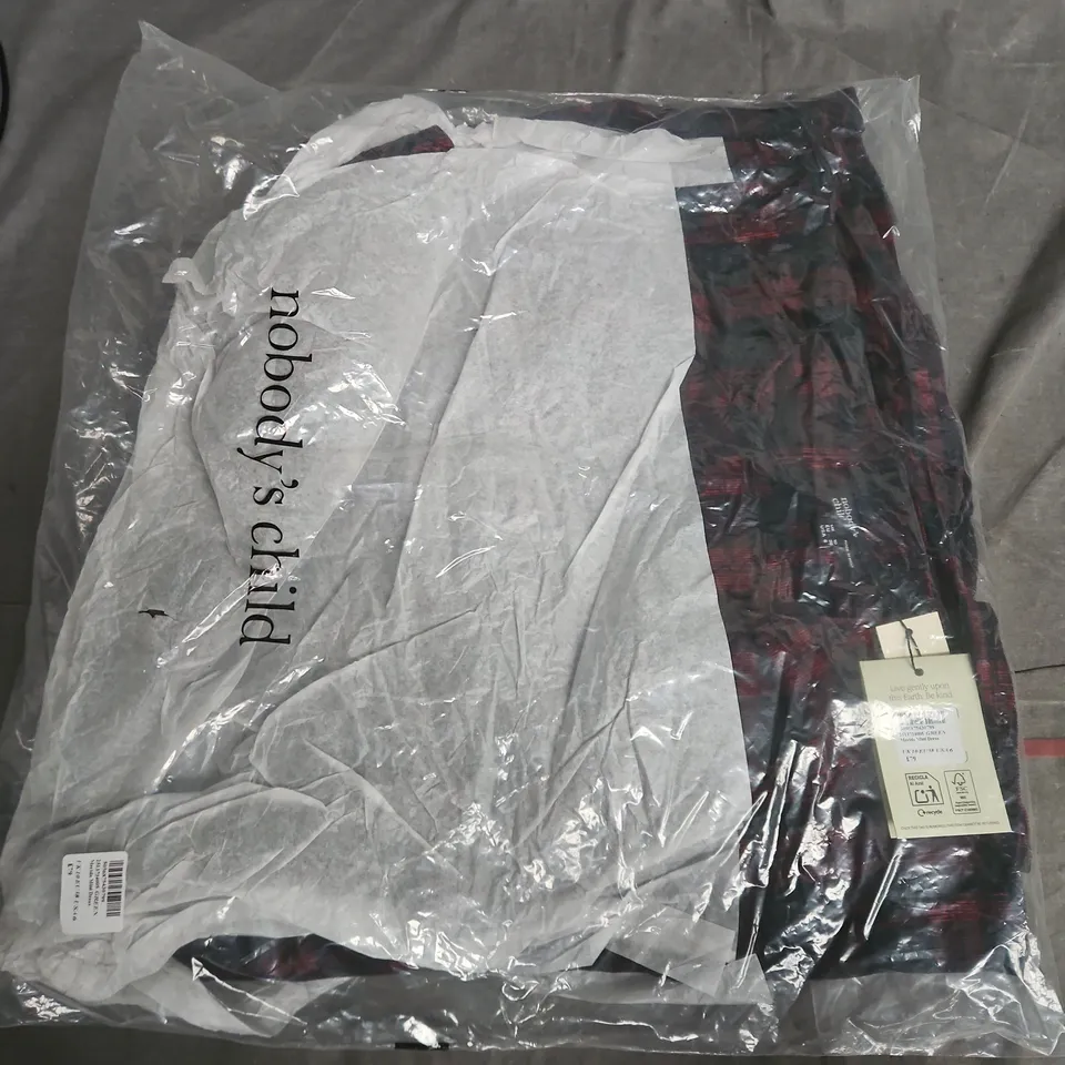 NOBODY'S CHILD WOMEN'S MERIDA DRESS GREEN  – SEALED IN PLASTIC PACKAGING SIZE 