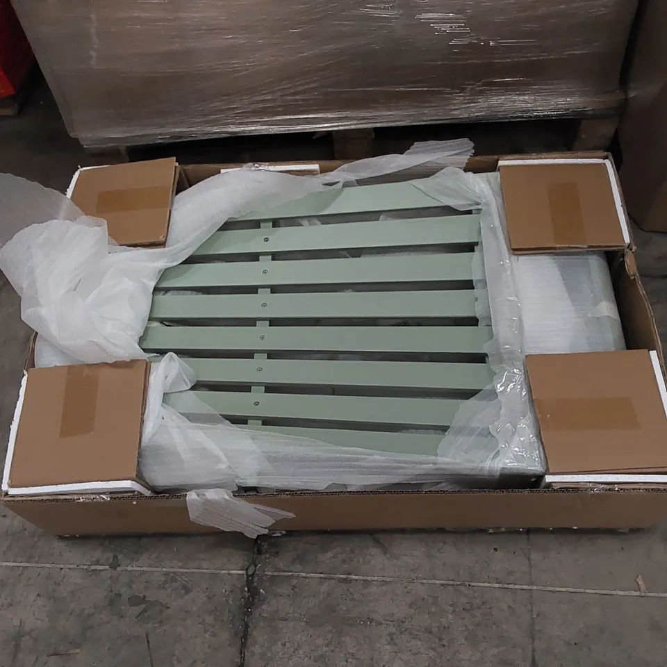 PALLET CONTAINING A LARGE NUMBER OF BOXED VONHAUS ADIRONDACK OUTDOOR CHAIRS - SAGE GREEN 