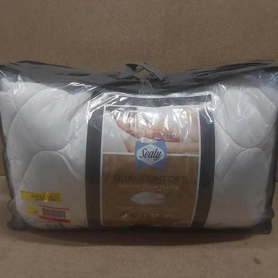 BAGGED SEALY DUAL COMFORT MEMORY FOAM PILLOWS - 2 PACK 