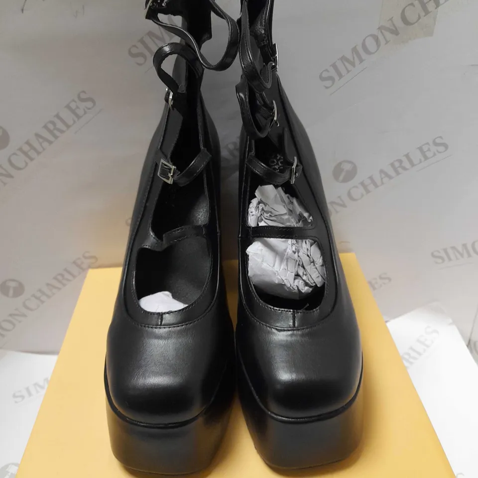 KOI GURREN STRAPPY PLATFORM PU BLACK HEELS - SIZE 9