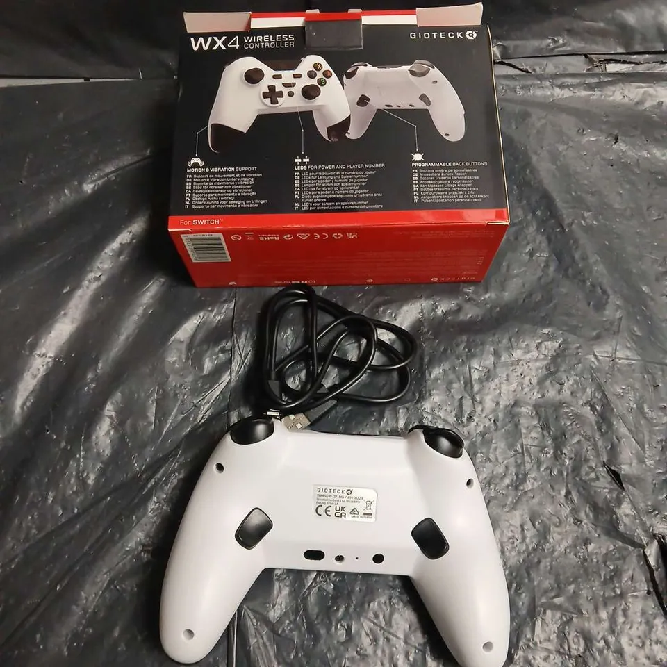 GIOTECK WX4 WIRELESS CONTROLLER – WHITE – BOXED