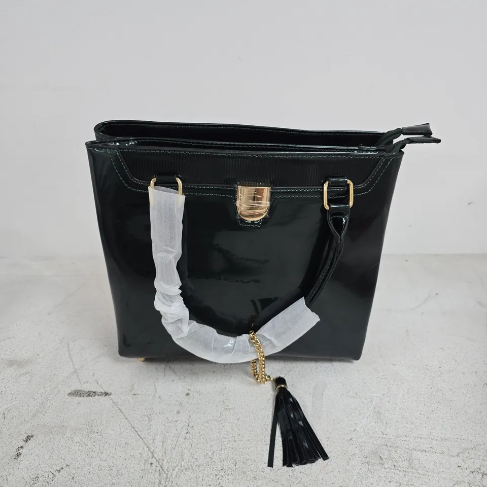 DARK GREEN PATENT LEATHER HANDBAG WITH GOLD-TONE HARDWARE