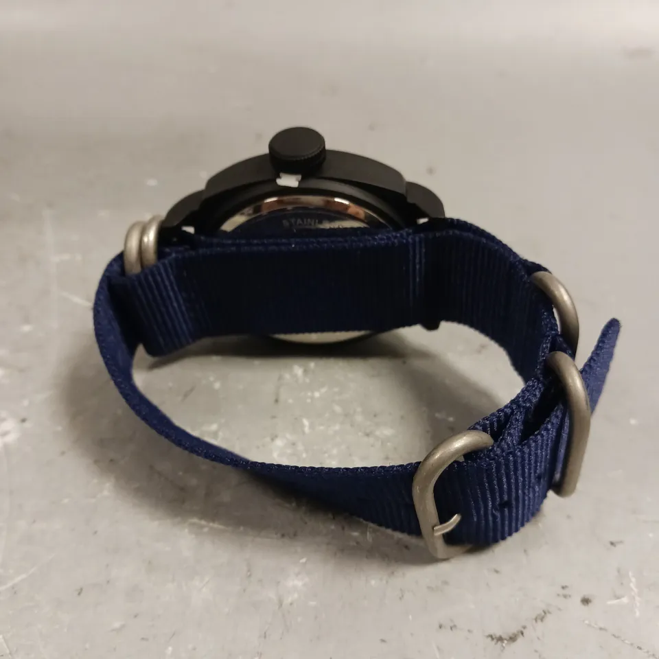 MENS FRANK SCHMIDT WATCH – LARGE BLACK CASE – WHITE PILOT DIAL – BLUE FABRIC STRAP – 3ATM WATER RESISTANT 