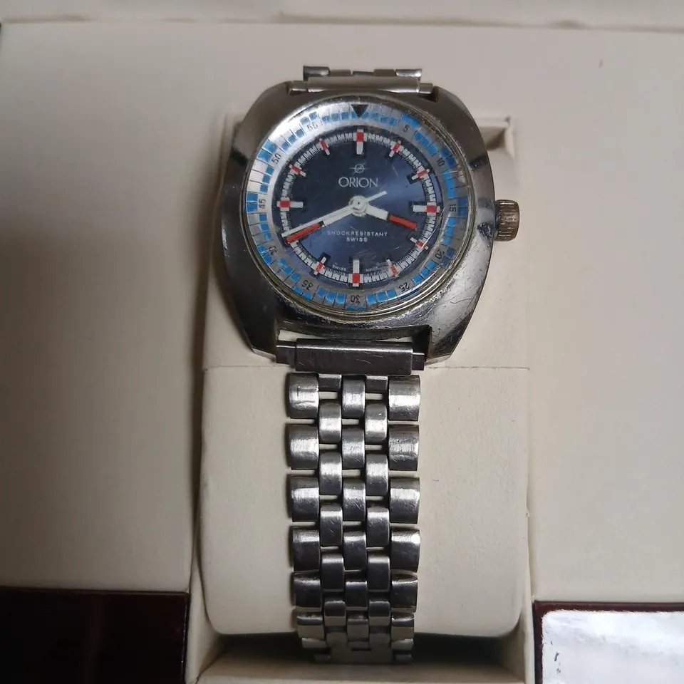 ORION VINTAGE WRISTWATCH WITH BLUE DIAL & STAINLESS STEEL BRACELET
