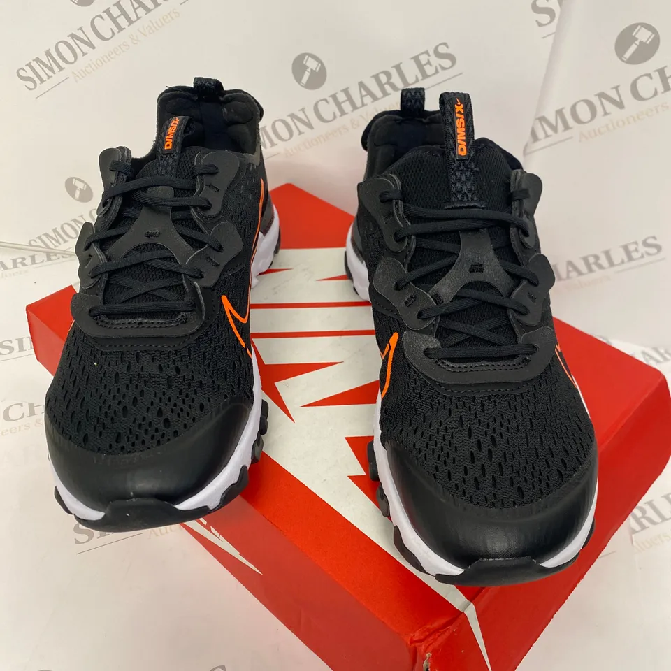 BOXED PAIR OF NIKE REACT VISION GS BLACK TRAINERS SIZE 6