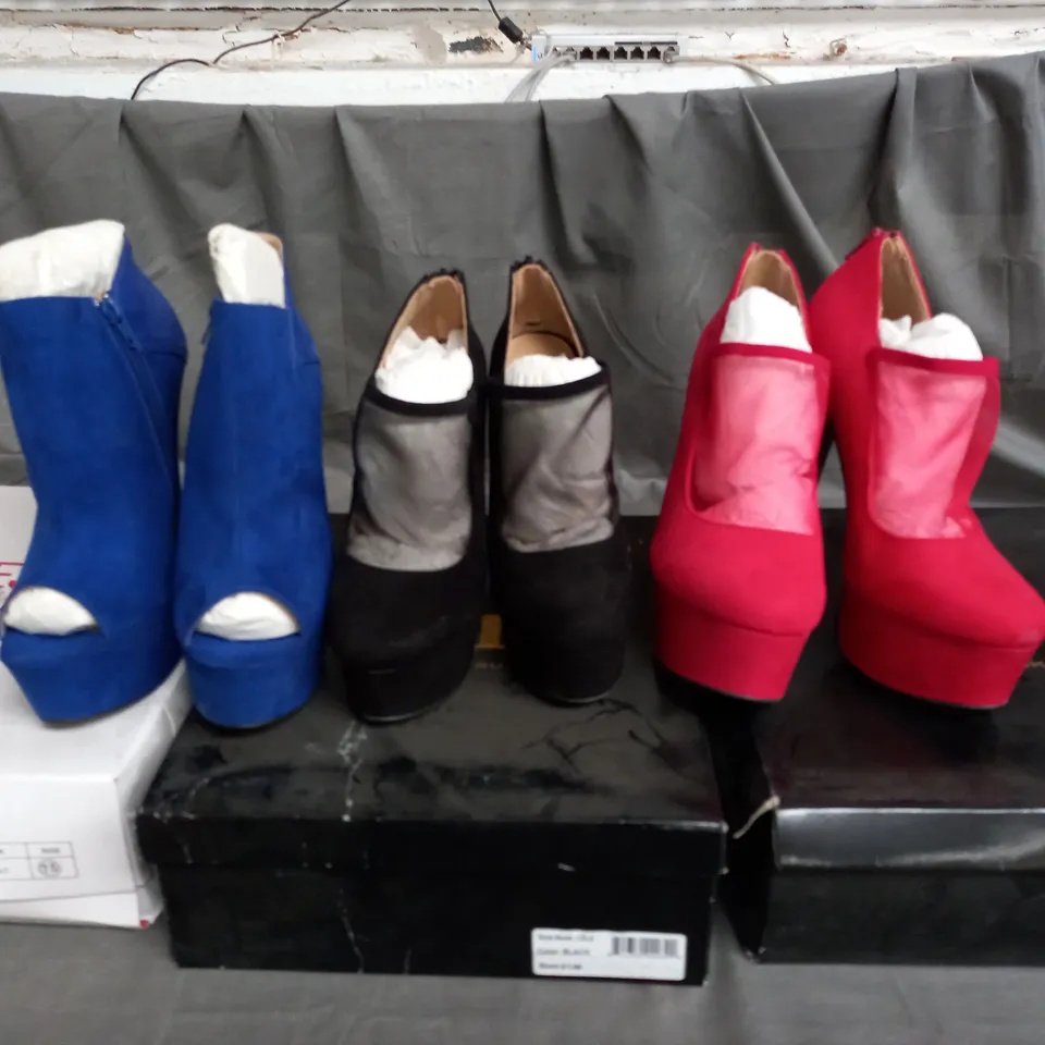 APPROXIMATELY 12 PAIRS OF ASSORTED SHOES IN VARIOUS STYLES AND SIZES TO INCLUDE ELLE SASHAY SHOES SIZE 7.5 
