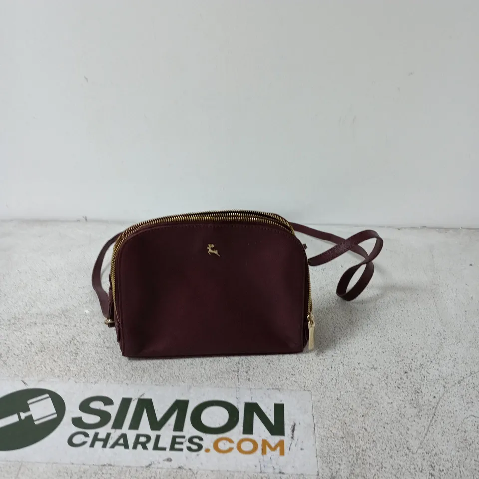BURGUNDY LEATHER CROSSBODY BAG