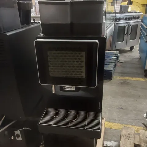 FRANKE A600 COMMERCIAL COFFEE MACHINE WITH MILK CHILLER