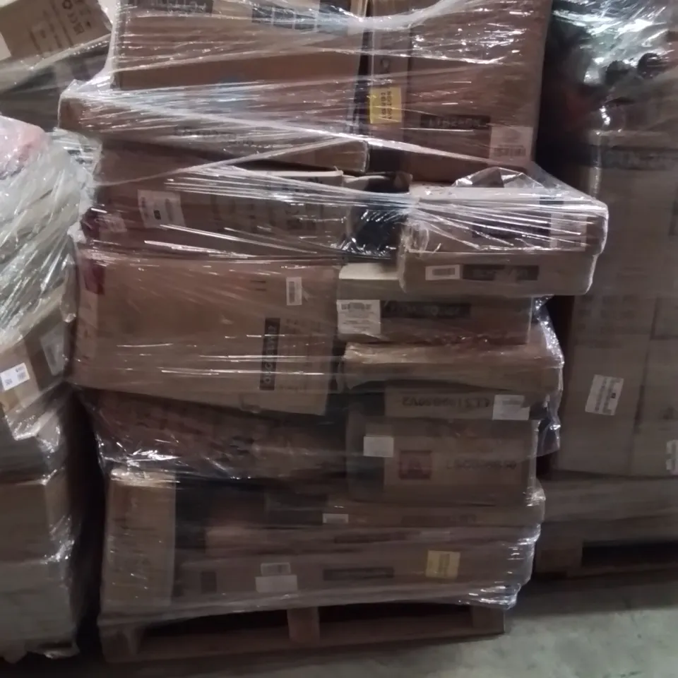 PALLET OF ASSORTED HOUSEHOLD GOODS AND PRODUCTS TO INCLUDE;LAUNDRY HAMPER,TRASH CAN,NIGHT STAND