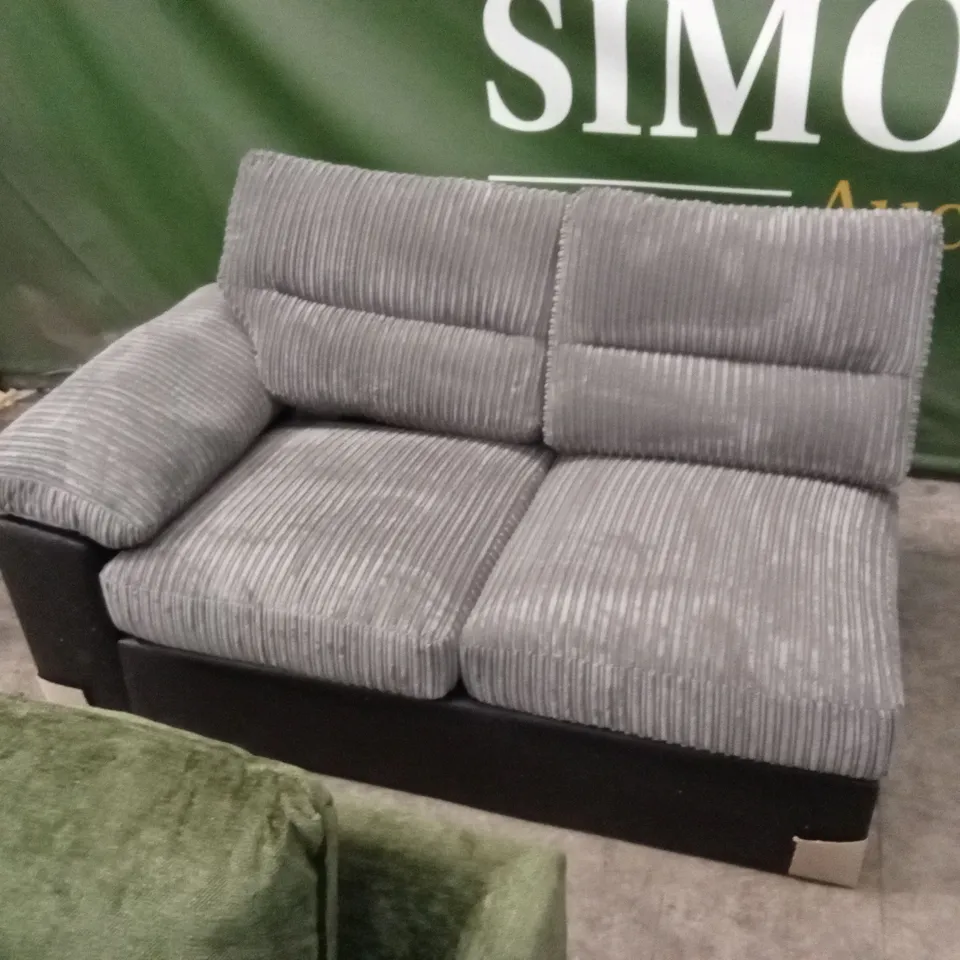 5 x ASSORTED DESIGNER SOFA PIECES