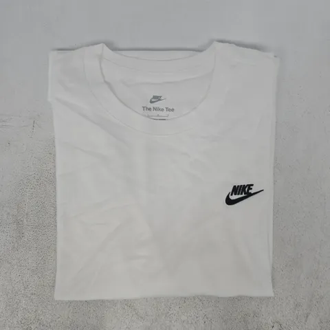 NIKE SHORT SLEEVE T-SHIRT IN WHITE SIZE LARGE