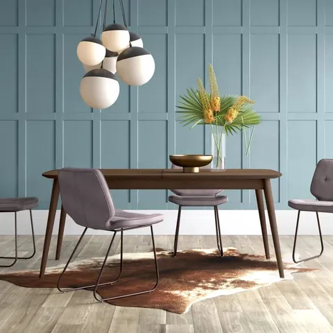 BOXED DUNANNEY EXTENDABLE DINING TABLE