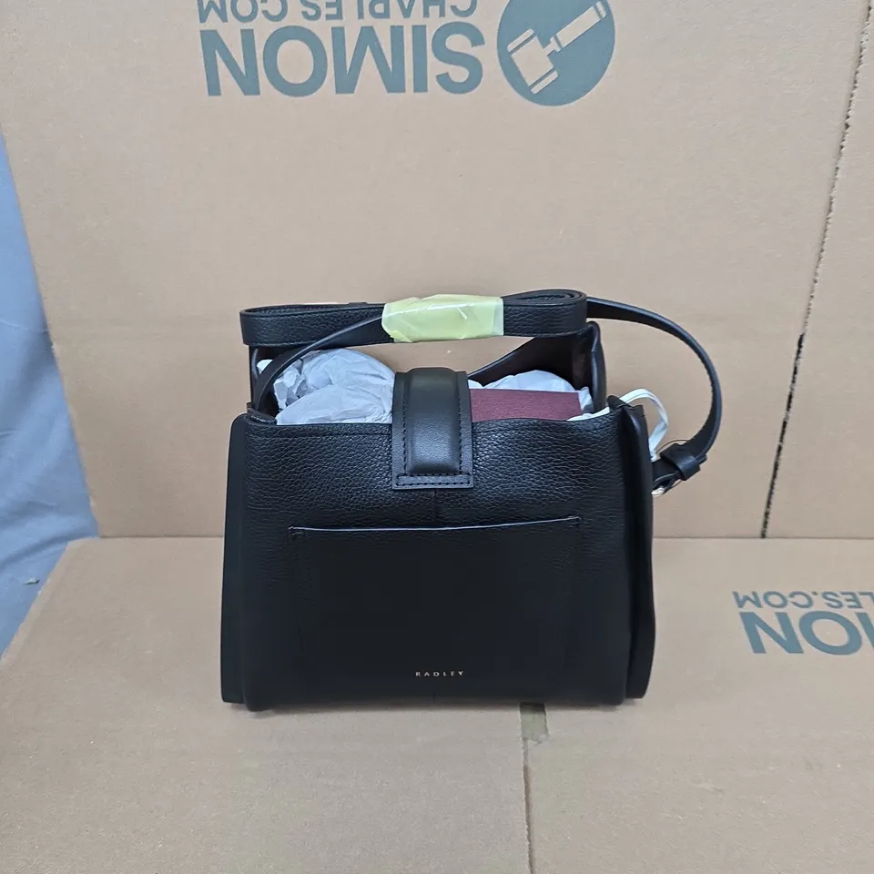 RADLEY LONDON BLACK PEBBLED LEATHER CROSSBODY BAG WITH GOLD LOCK