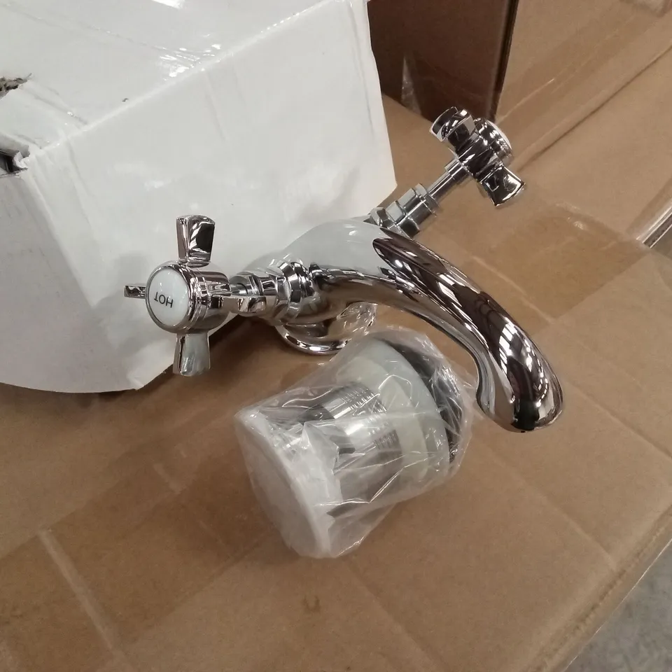 BOXED EDWARDIAN MONO BASIN MIXER + WASTE