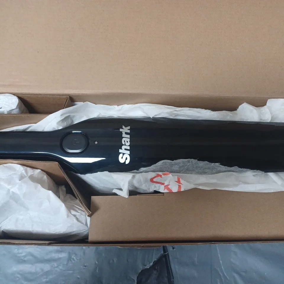 BOXED SHARK CORDLESS HANDVAC PET MODEL