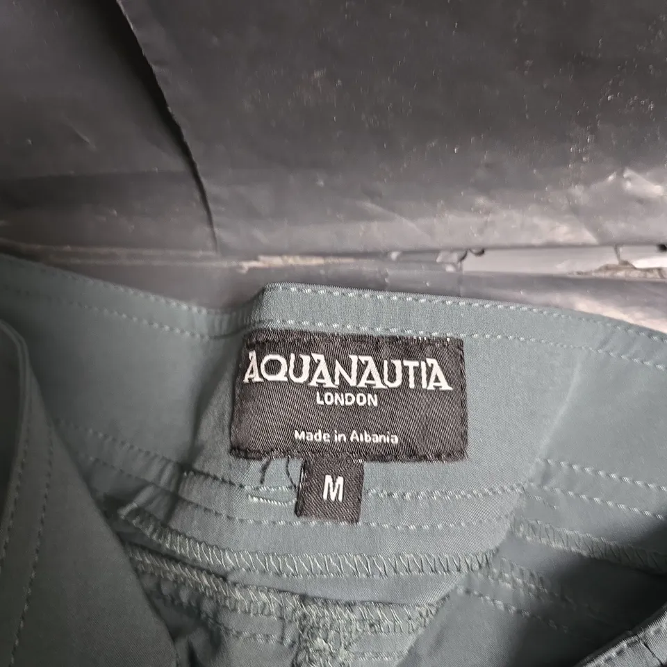 AQUANAUTIA LONDON MEN'S SHORTS WITH WATERPROOF POCKET IN BLUE/GREY – SIZE M