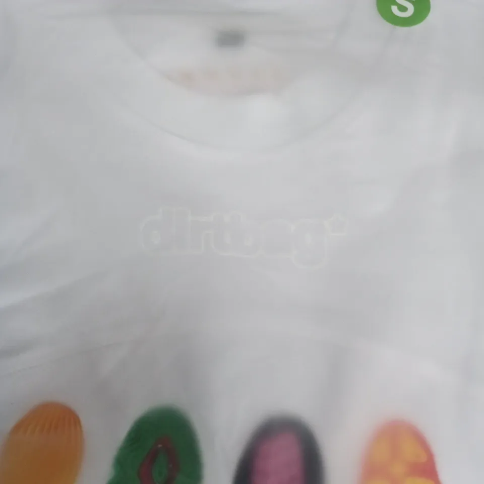 BAGGED DIRTBAG WHITE T-SHIRT WITH FOOTPRINT PRINT – SIZE S
