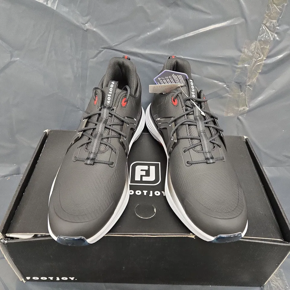 BOXED PAIR OF FOOTJOY HYPERFLEX GOLF SHOE IN BLACK - UK 9