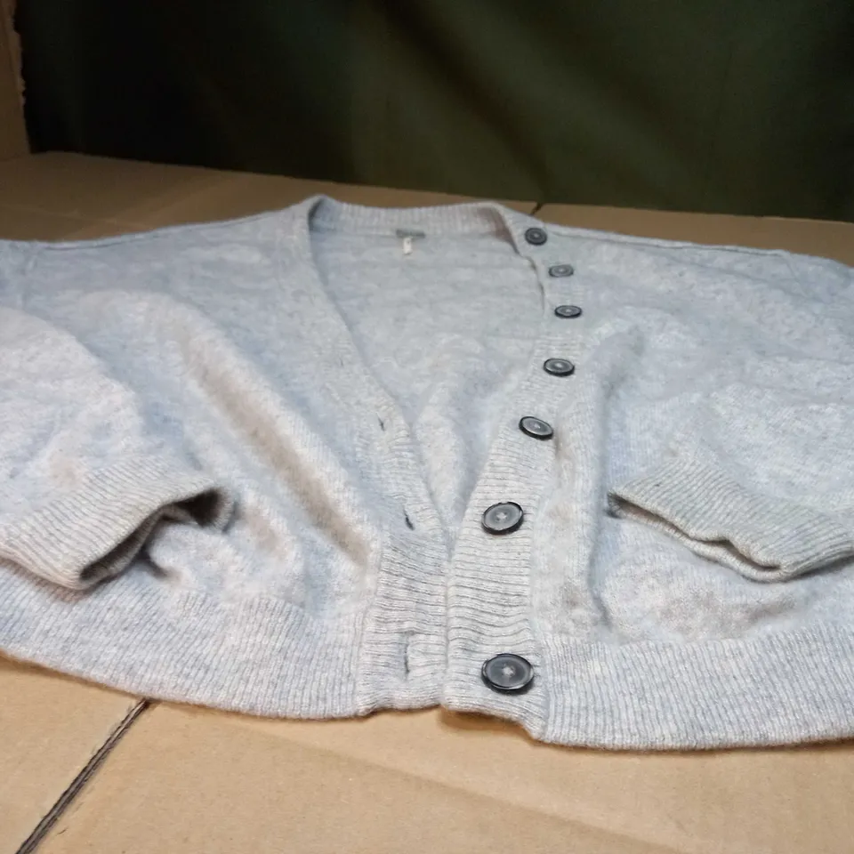 FREE PEOPLE GREY MARL SOFT KNIT CARDIGAN - SMALL