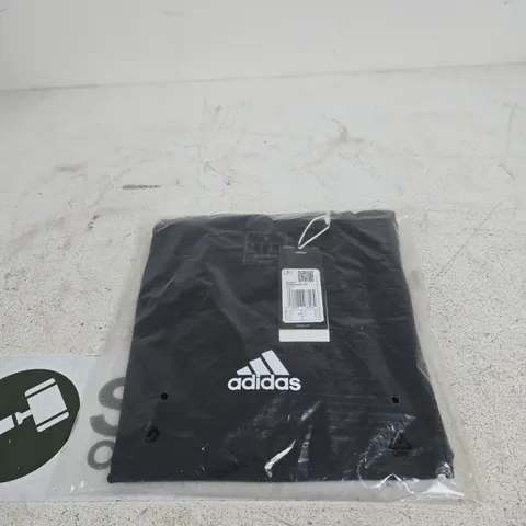 ADIDAS TEAM BASE T SHIRT BLACK MEDIUM TAGGED BAGGED