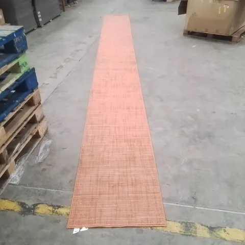 QUALITY DESIGNER AREA RUG - APPROXIMATELY 60x600cm