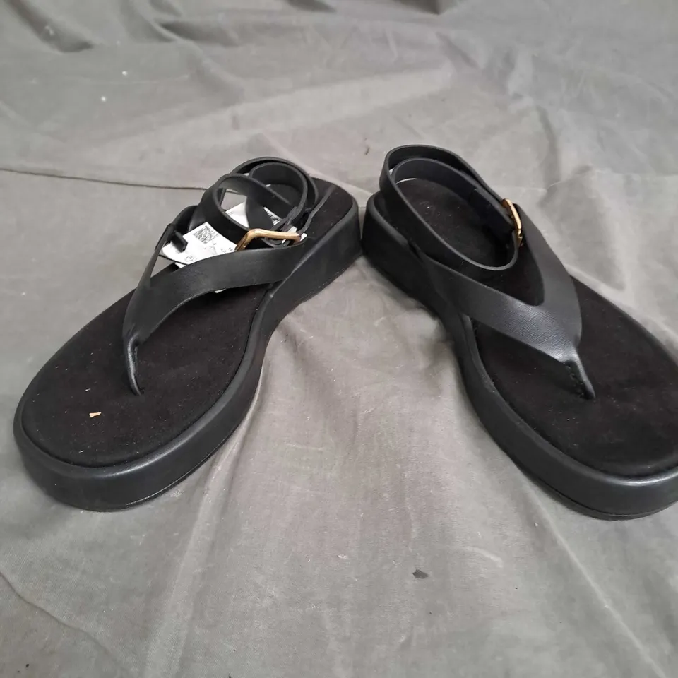 MANGO MNG THONG SANDALS BLACK SIZE 5