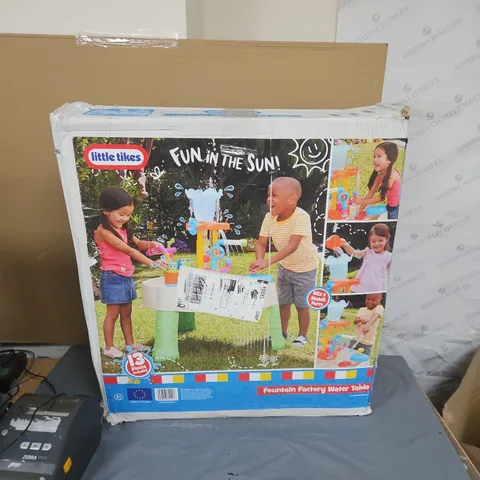 LITTLE TIKES FOUNTAIN FACTORY WATER TABLE – BOXED