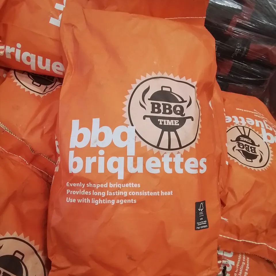 PALLET TO CONTAIN APPROX 80 X 5kg BAGS OF BBQ TIME BARBECUE CHARCOAL BRIQUETTES 