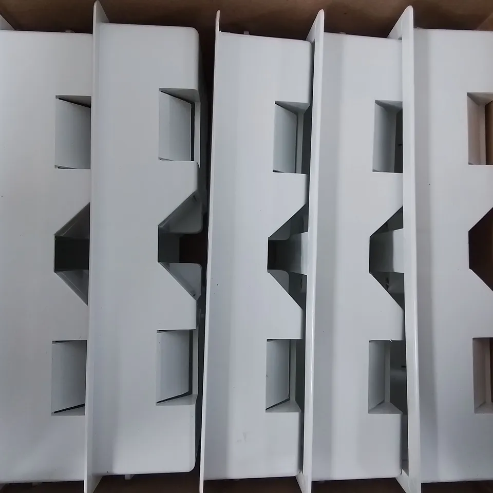 PALLET OF APPROXIMATELY 9 MULTI BOXES OF EMCO DUAL DRY LINING BOX 34MM DEEP - EC 2786DL  - COLLECTION ONLY 