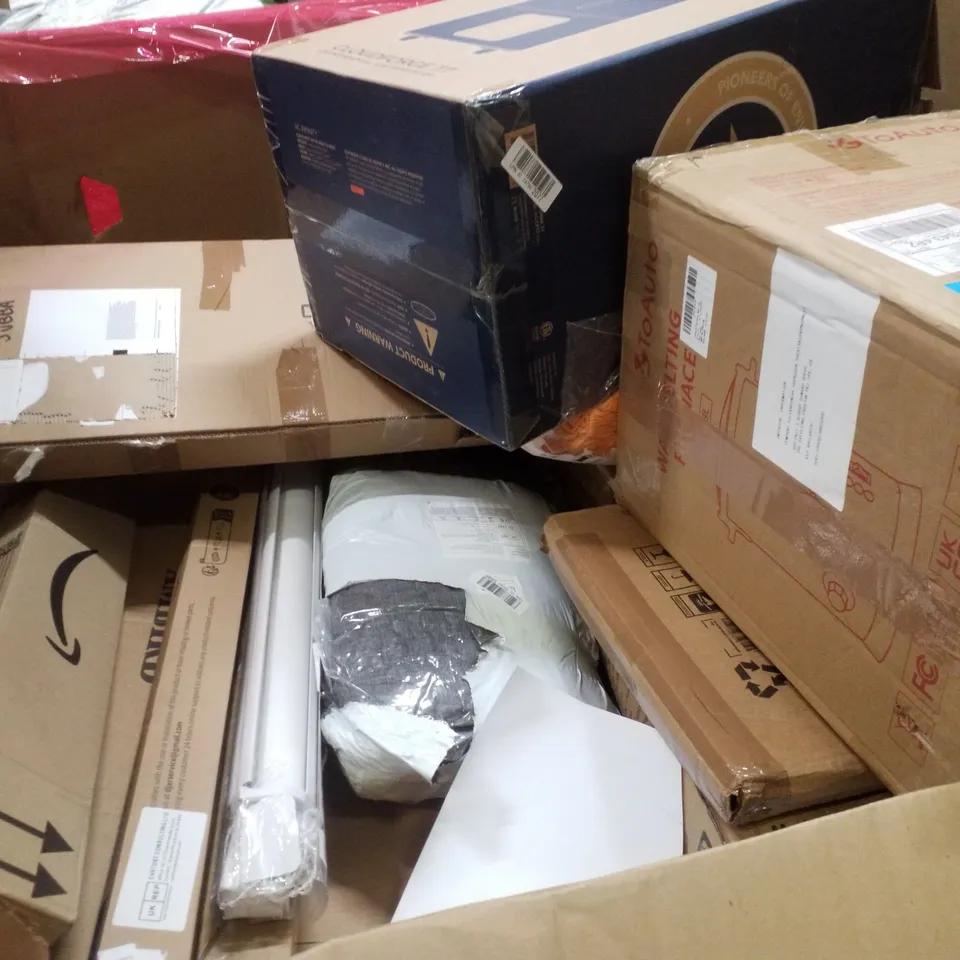 PALLET CONTAINING ASSORTED PRODUCTS INCLUDING TOILET SEAT COVER, WOODEN TRIPOD EASEL, GARMENT RACK & NON-WOVEN FABRIC WARDROBE 