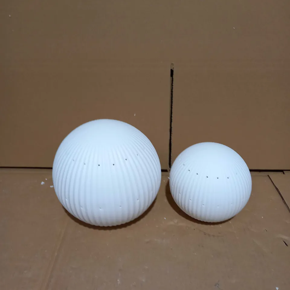 K BY KELLY HOPPEN SET OF CERAMIC LIGHT UP ORNAMENTS