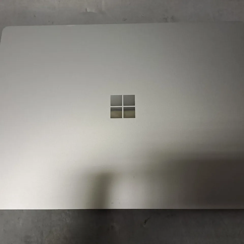 MICROSOFT SURFACE 1867 LAPTOP IN STAINLESS STEEL