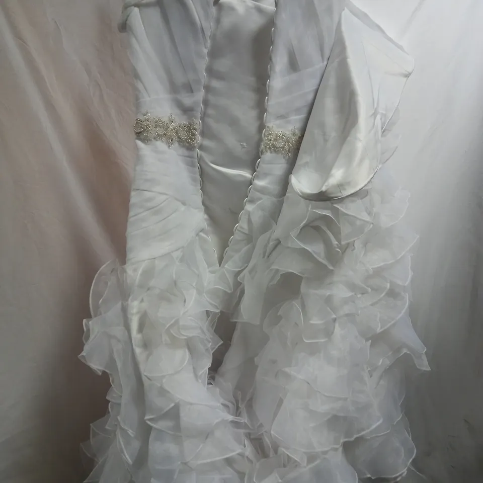 BERKETEX BRIDE 42107M WEDDING DRESS, WHITE - SIZE 8 