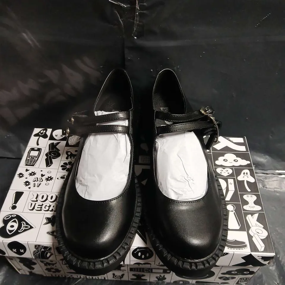 BOXED PAIR OF KOI VAGAR SAFETY PIN TALE MARY JANES – UK SIZE 4 