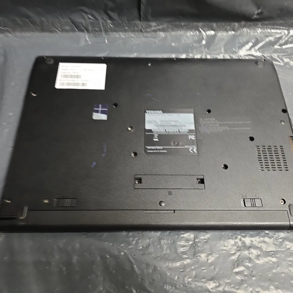 TOSHIBA SATELLITE PRO LAPTOP
