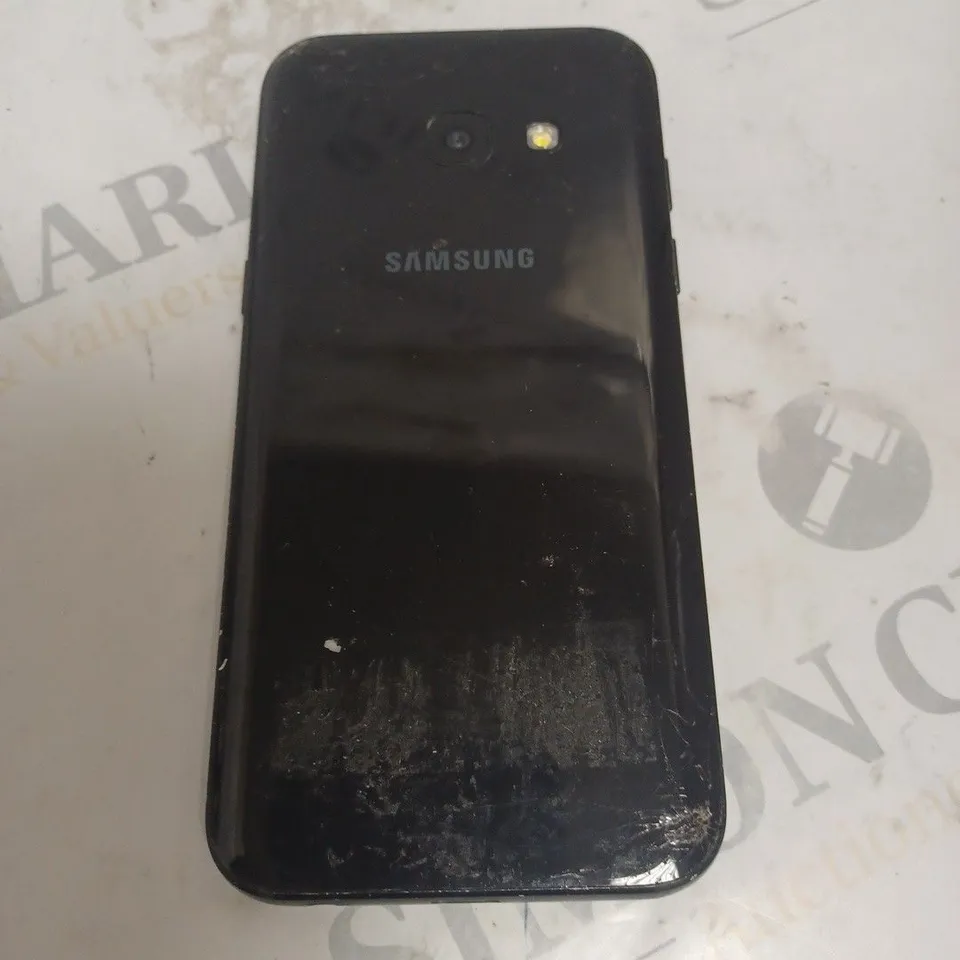 SAMSUNG GALAXY A3 MOBILE PHONE