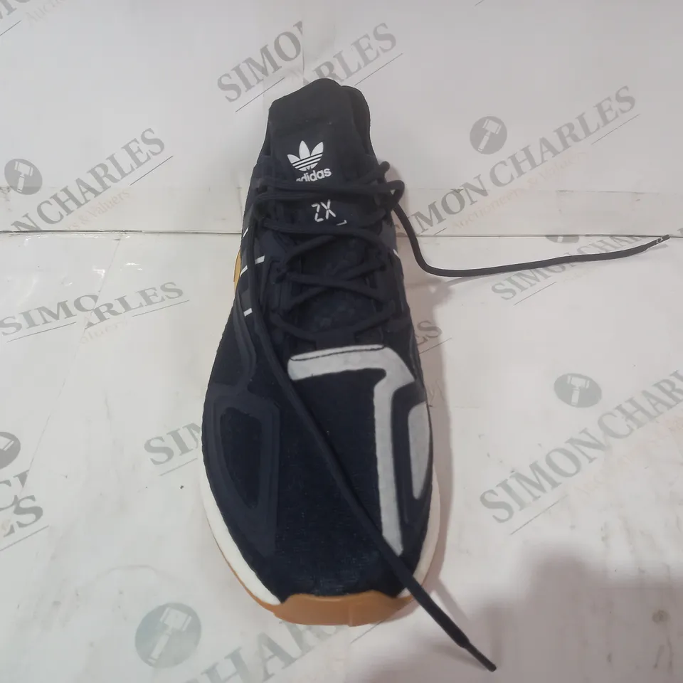 BOXED PAIR OF ADIDAS ZX 2K BOOST SHOES IN NAVY UK SIZE 9.5