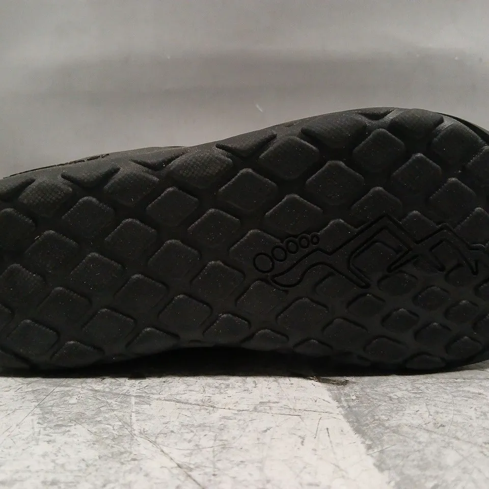 BOXED PAIR OF NATURCONTACT ANKLE BOOTS IN BLACK SIZE EU 38
