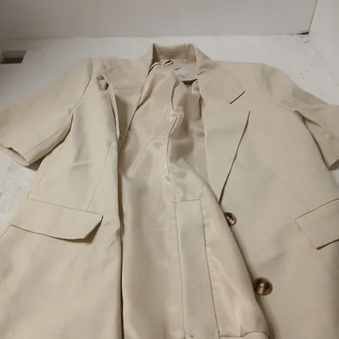 NOBODY'S CHILD CREAM SHORT SLEEVE BLAZER – UK 6