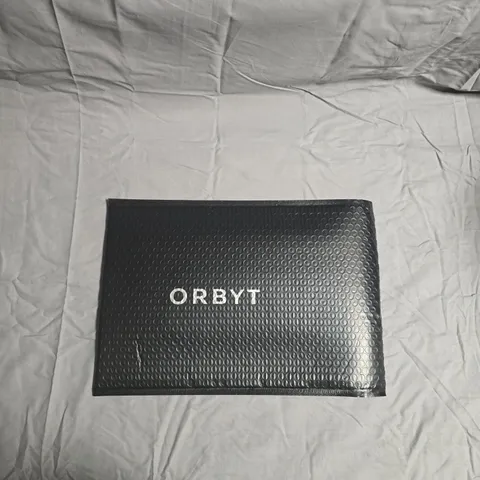 APPROXIMATELY 200 ORBYT BLACK BUBBLE MAILER ENVELOPE 