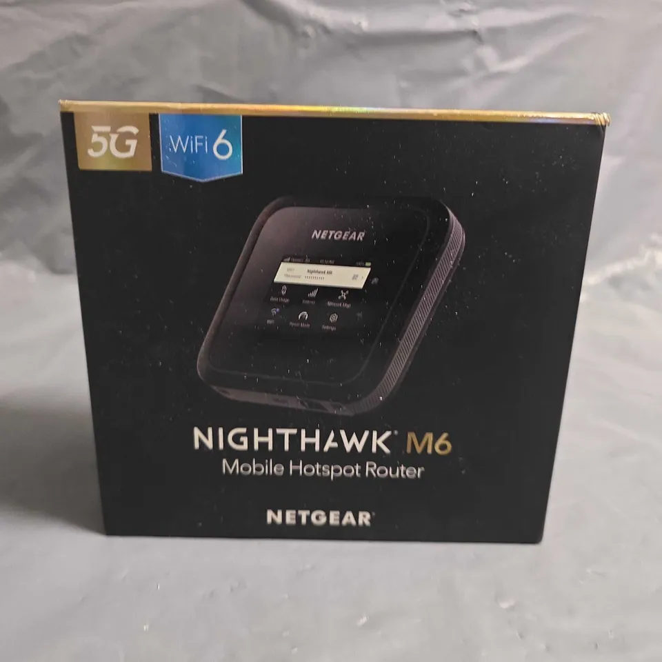 BOXED NETGEAR NIGHTHAWK M6 MOBILE HOTSPOT ROUTER