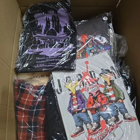 BOX OF APPROXIMATELY 20 ASSORTED CLOTHING ITEMS TO INCLUDE DRESS, TOPS, TROUSERS, ETC