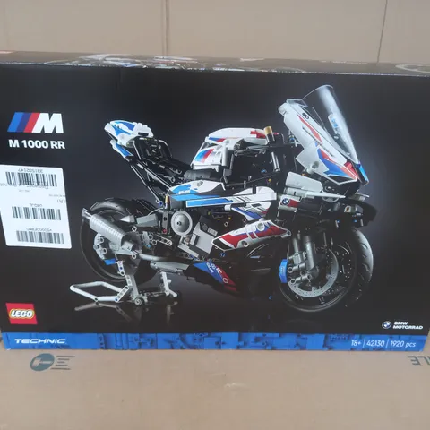 BOXED LEGO TECHNIC 42130 M 1000 RR BMW MOTORBIKE 