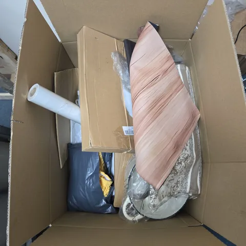 BOX OF APPROXIMATELY 15 ASSORTED ITEMS TO INCLUDE: YOGA MAT