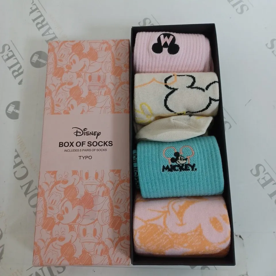 BOXED TYPO DISNEY BOX OF SOCKS 4 PAIRS O SOCKS