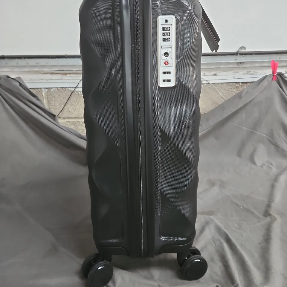 BRITISH TRAVELLER 20\" BLACK SUITCASE WITH FOUR SPINNER WHEELS