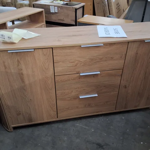 MORRISTON 160 3-DRAWER SIDEBOARD